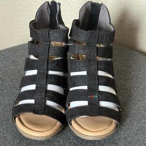 Dr. Scholl's Black Suede Open-Toe Wedge Sandals Size 7